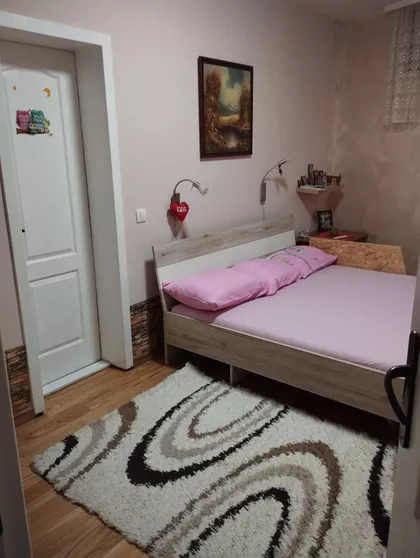 Mali Mokri Lug | 4zida.rs