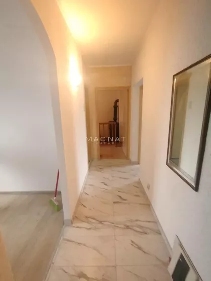 Dejana Smiljkovića | 4zida.rs