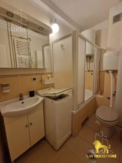 KEJ ŽRTAVA RACIJE | 4zida.rs