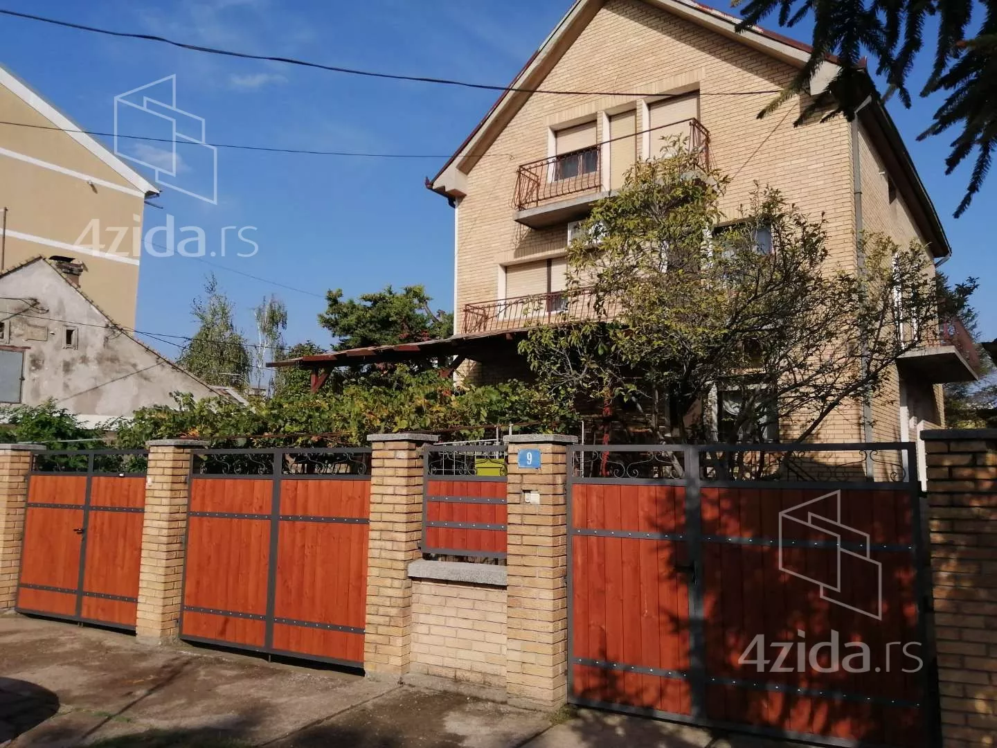 4-etažna kuća | 4zida