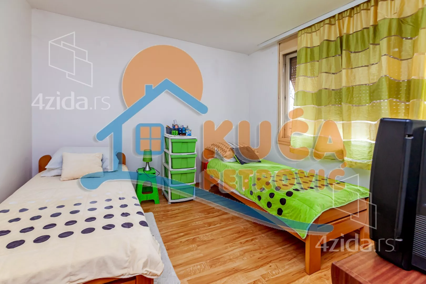 Troiposoban stan | 4zida