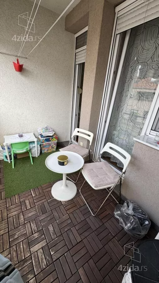 Dvoiposoban stan | 4zida