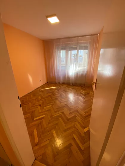 Hadži-Đerina 13 | 4zida.rs