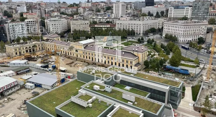 Šestoiposoban stan | 4zida