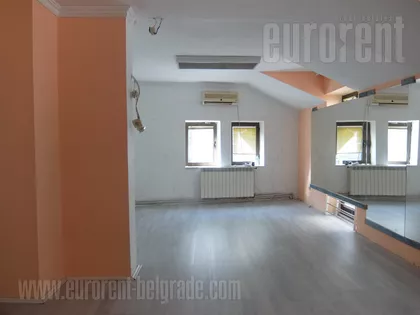 ZVEZDARA | 4zida.rs
