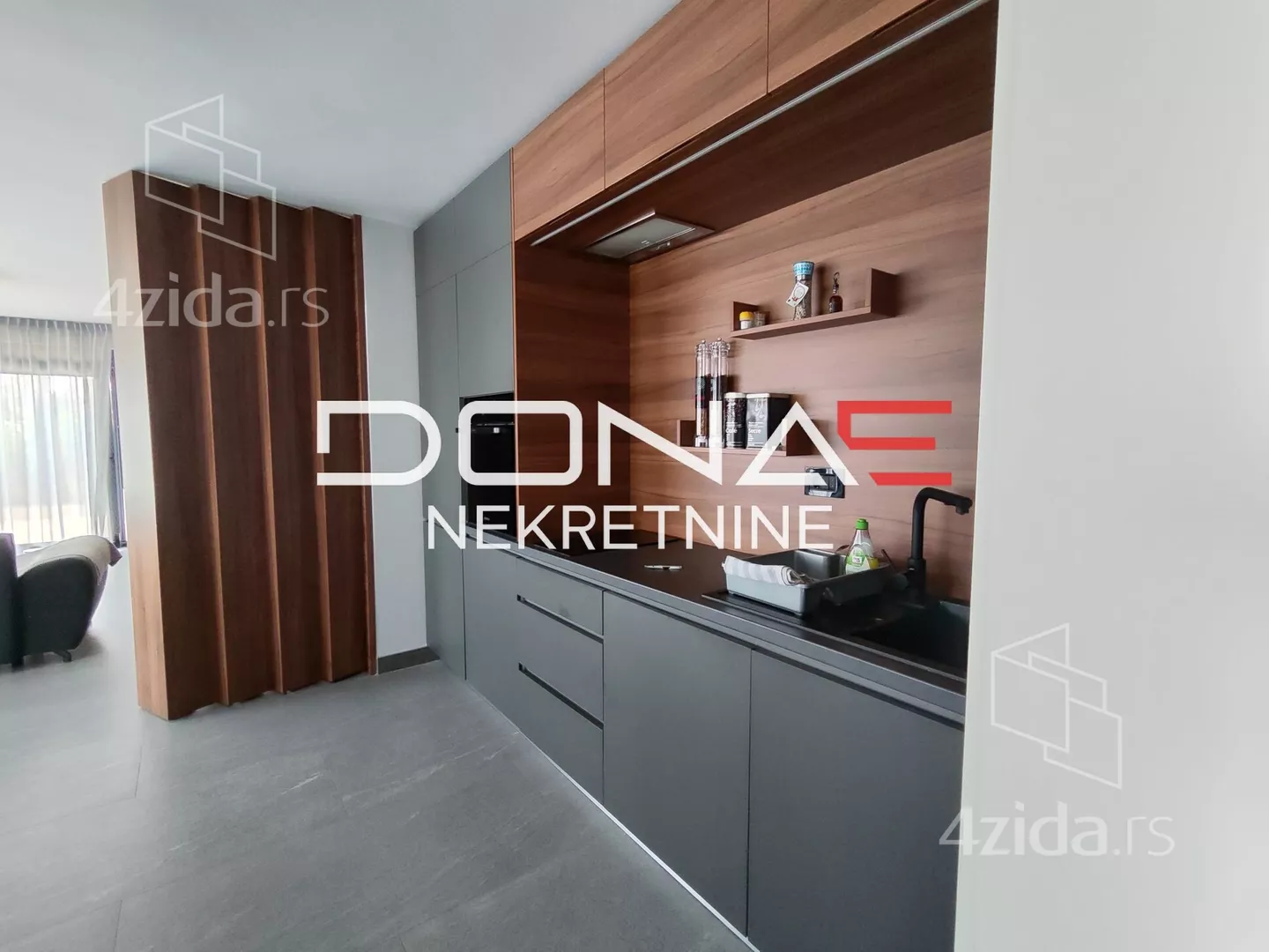 3-etažna kuća | 4zida