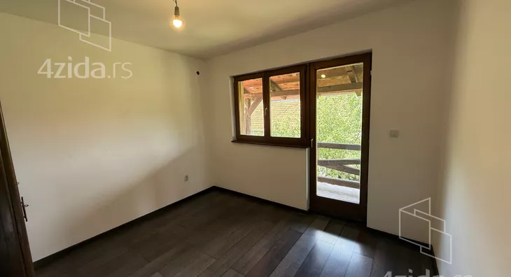 4-etažna kuća | 4zida