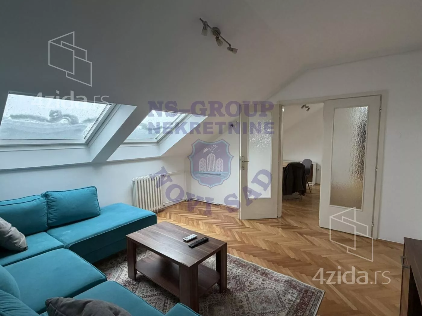 Troiposoban stan | 4zida