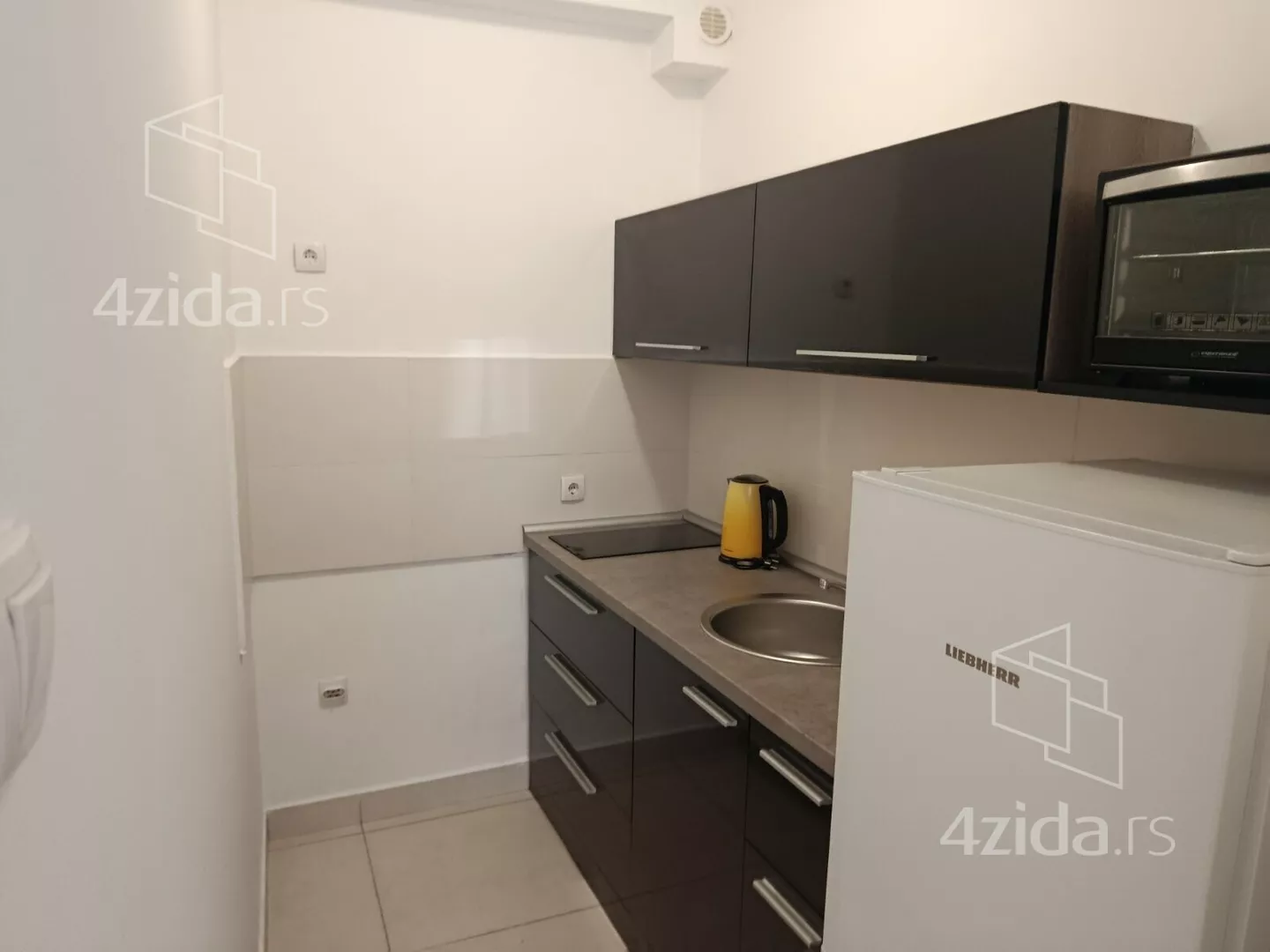 Garsonjera | 4zida