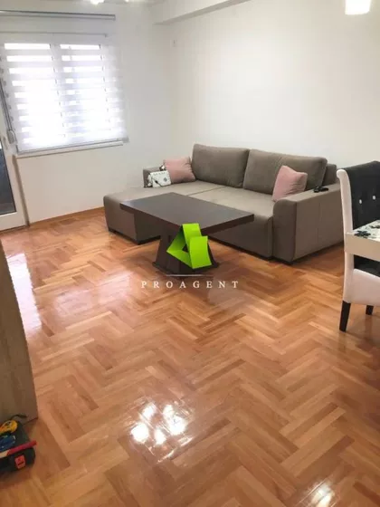 Apelovac | 4zida.rs