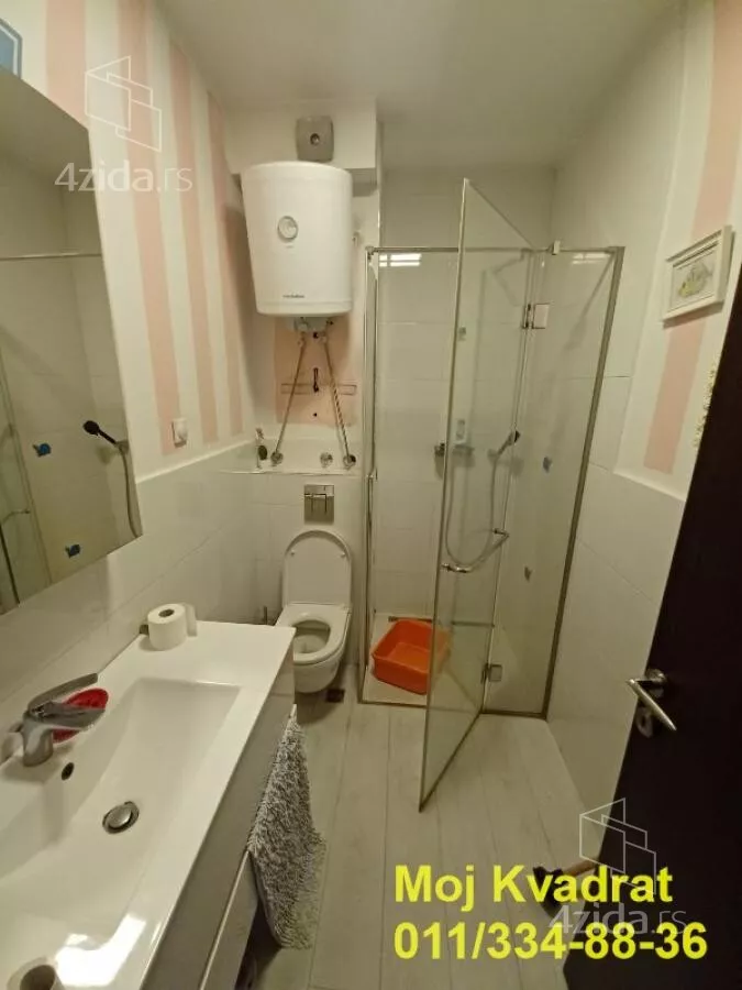 Četvoroiposoban stan | 4zida