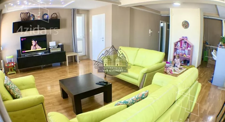 Troiposoban stan | 4zida