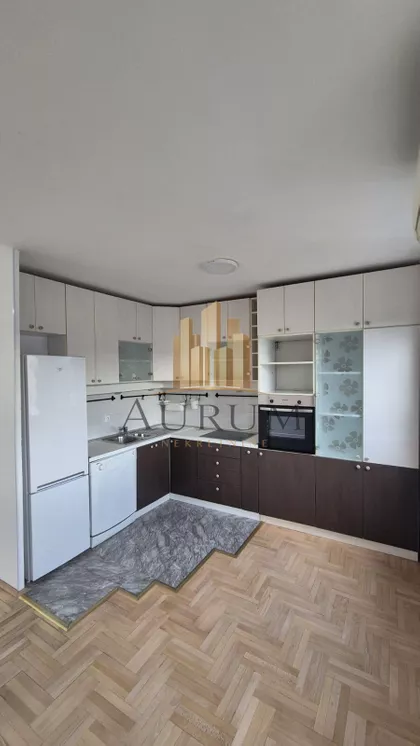 Vojvode Vlahovića | 4zida.rs