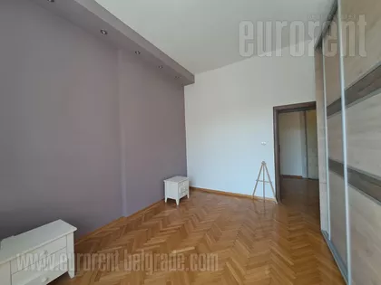 CENTAR | 4zida.rs