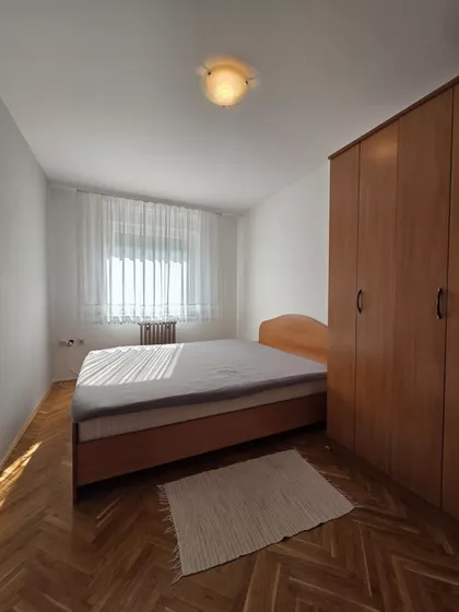 Trg Lazara Nešića | 4zida.rs