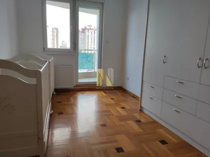 Bulevar Patrijarha Pavla (Somborski Bulevar) | 4zida.rs