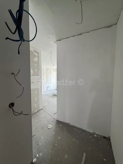 Banjica | 4zida.rs
