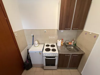 Dom Zdravlja | 4zida.rs