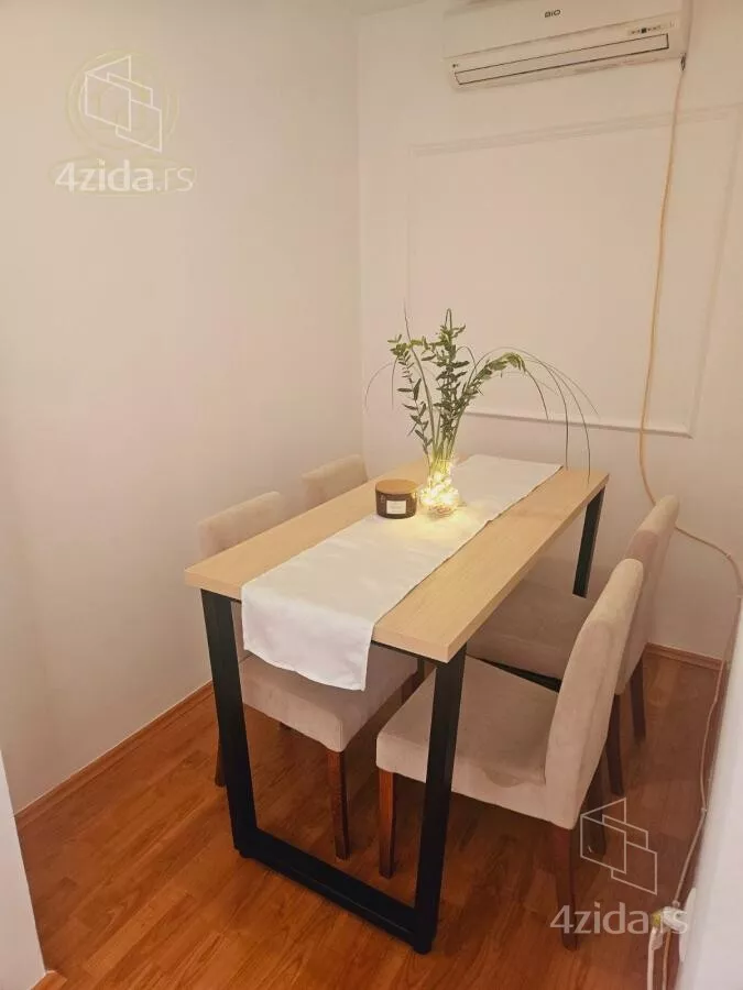 Petosoban stan | 4zida