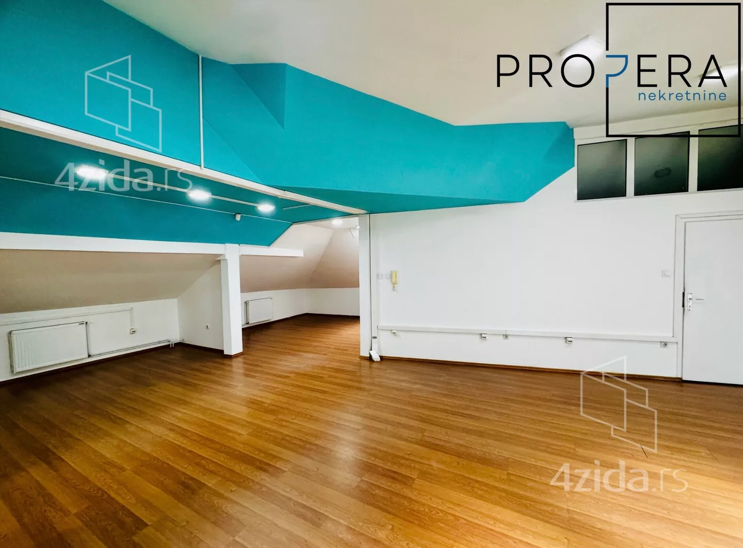 Poslovni prostor | 4zida