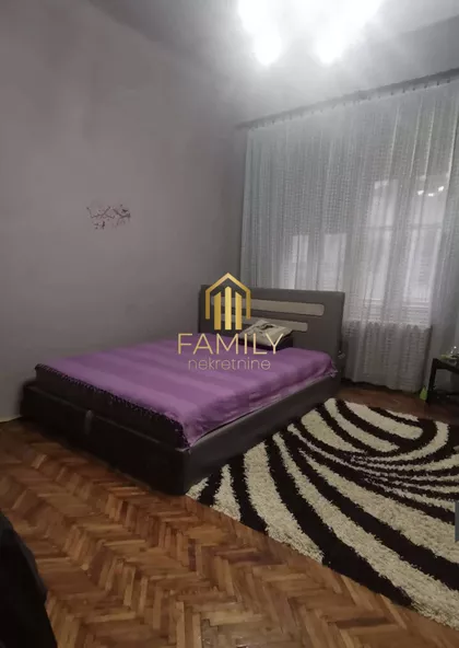 Podbara | 4zida.rs