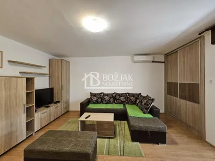 Brigadira Ristića | 4zida.rs