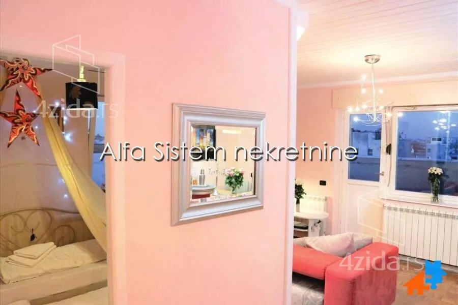 Troiposoban stan | 4zida