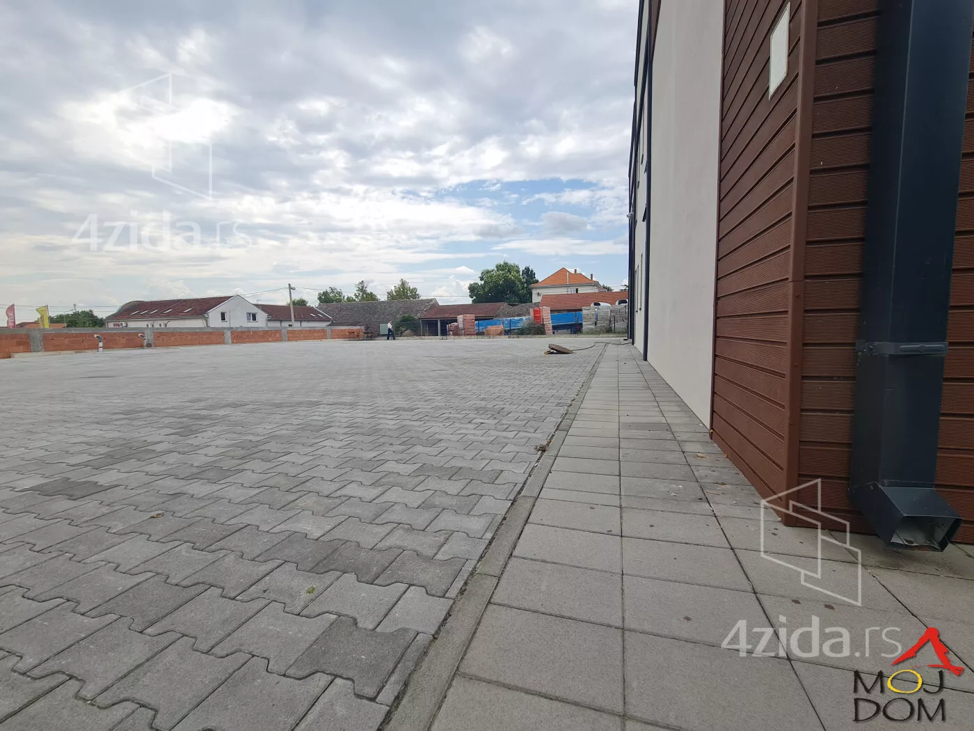 Poslovni prostor | 4zida
