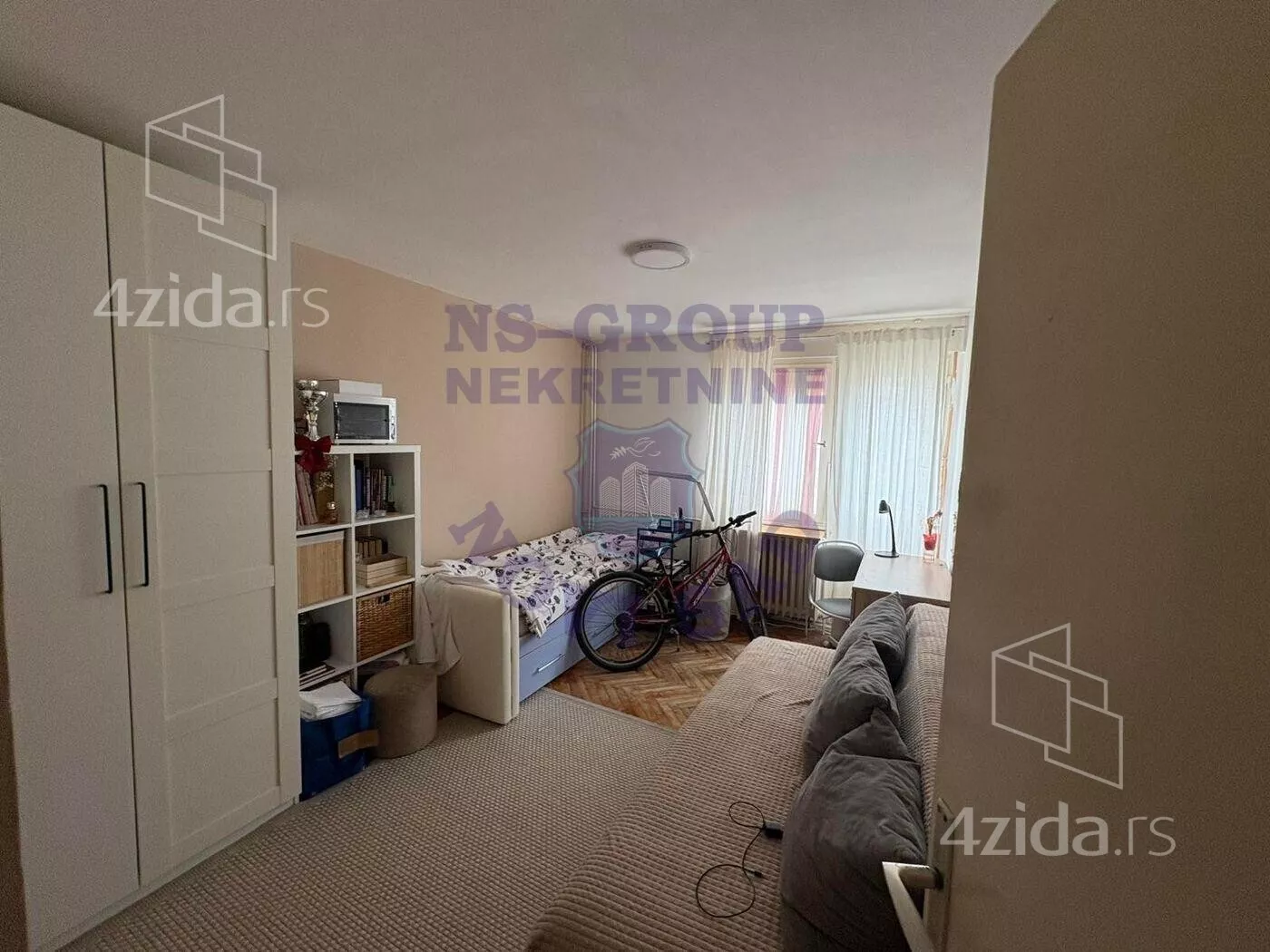 Troiposoban stan | 4zida