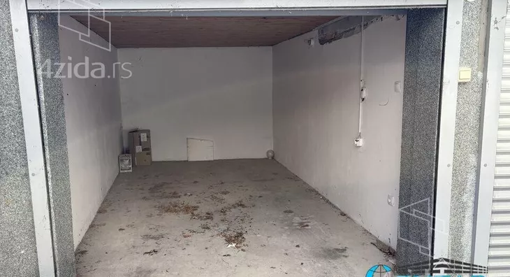 Garaža | 4zida