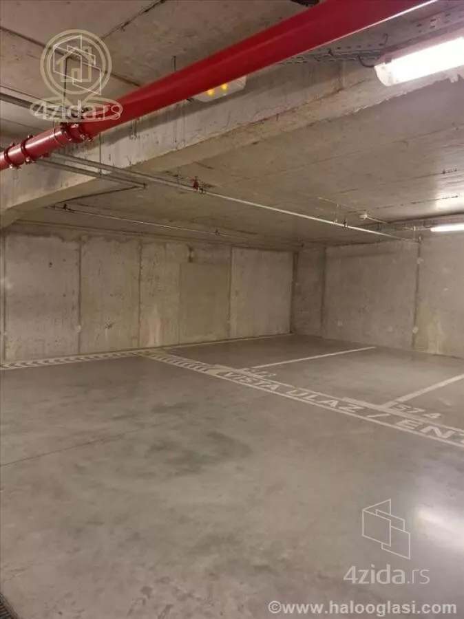 Garaža/Parking | 4zida