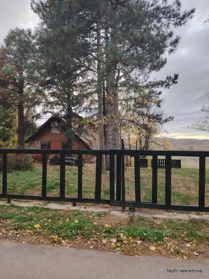 Lipov gaj | 4zida.rs