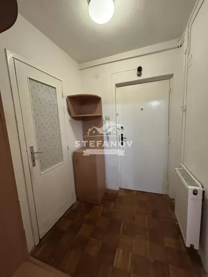 Mala Amerika | 4zida.rs