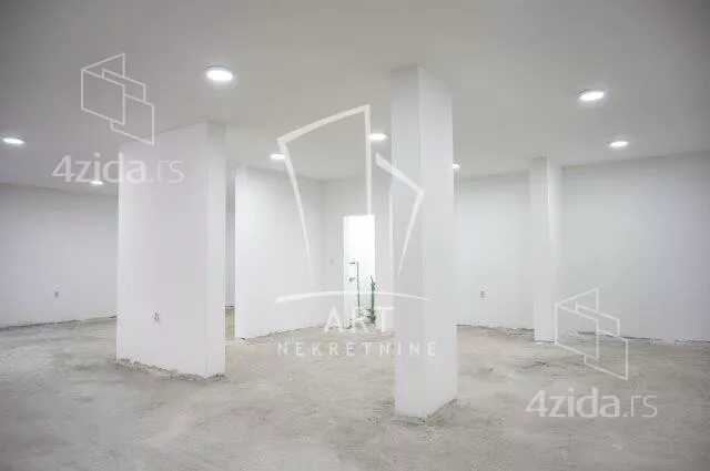 Poslovni prostor | 4zida