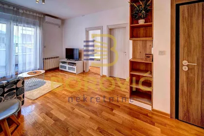 Tašmajdan | 4zida.rs