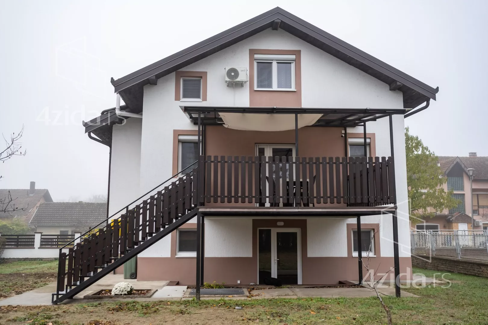 3-etažna kuća | 4zida