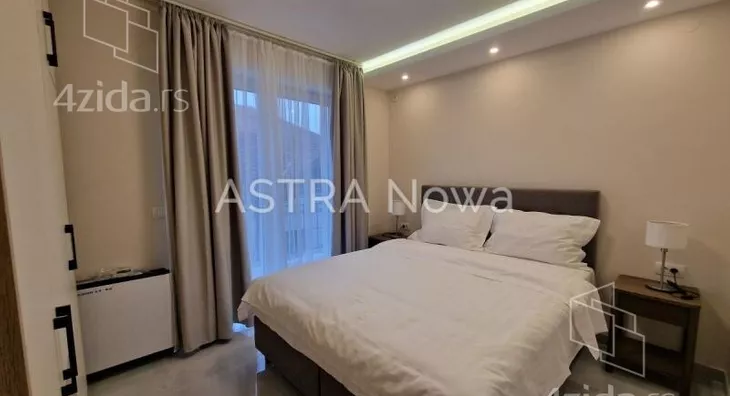 Sedmosoban stan | 4zida