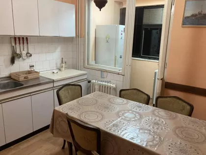 Darinke Radović | 4zida.rs