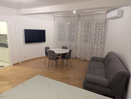 Višnjićeva 9 | 4zida.rs