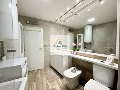 Golsvordijeva | 4zida.rs