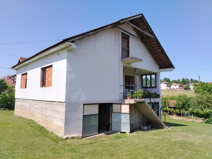 Izvorska 9 | 4zida.rs