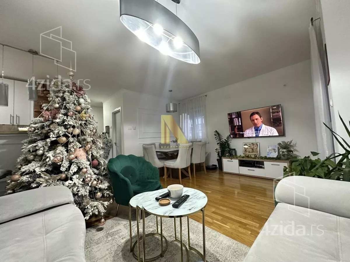 Petosoban stan | 4zida