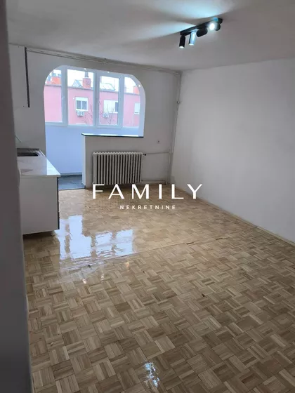 Detelinara | 4zida.rs