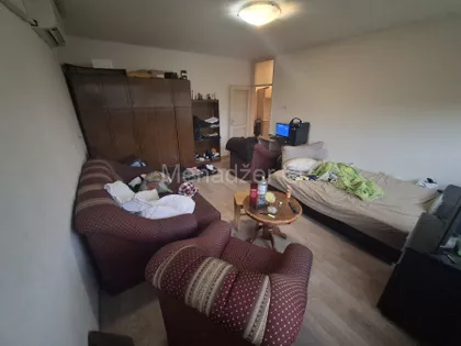 Ustanička | 4zida.rs