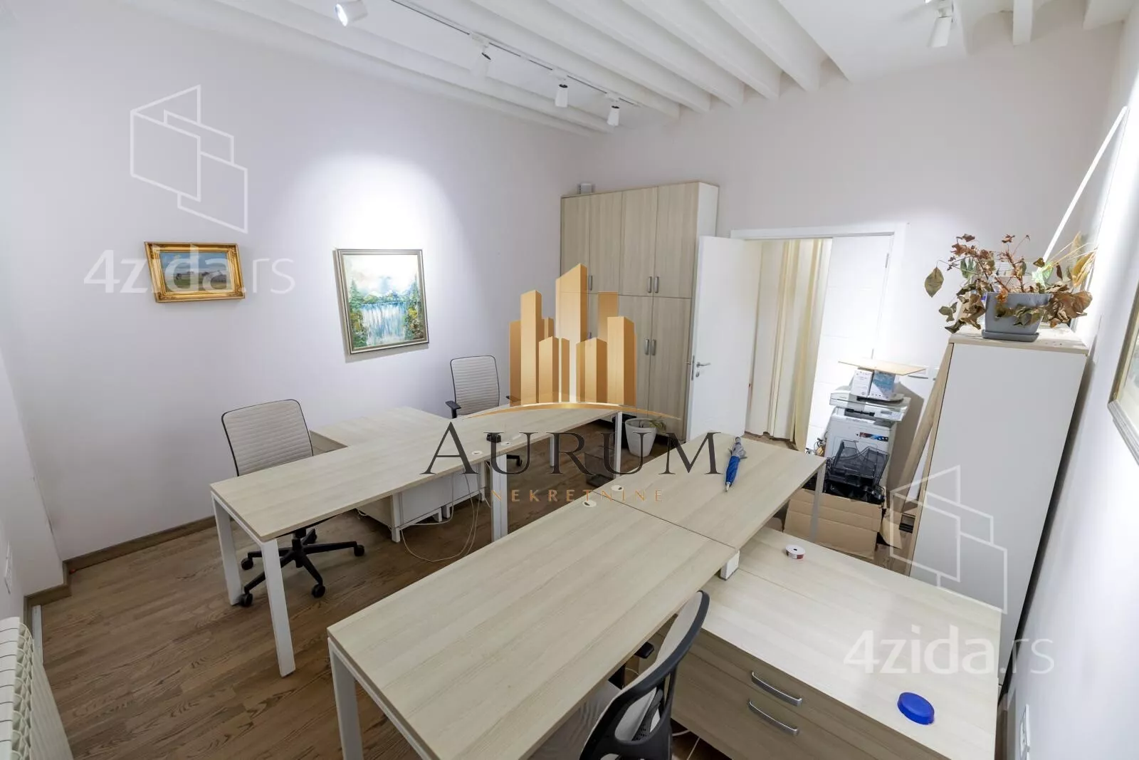 Poslovni prostor | 4zida