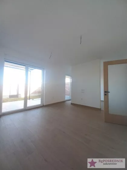 Mišeluk 4 | 4zida.rs