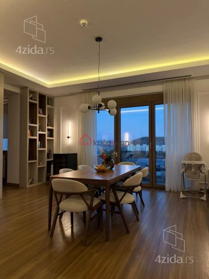 Petosoban stan | 4zida