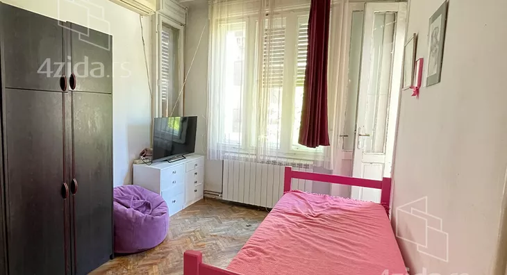 Četvoroiposoban stan | 4zida