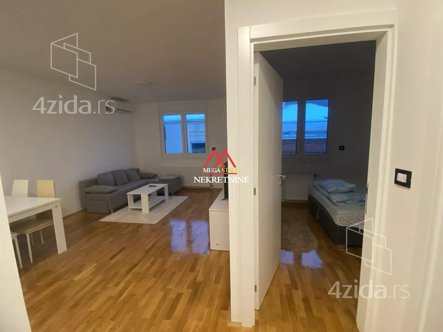 Jednoiposoban stan | 4zida