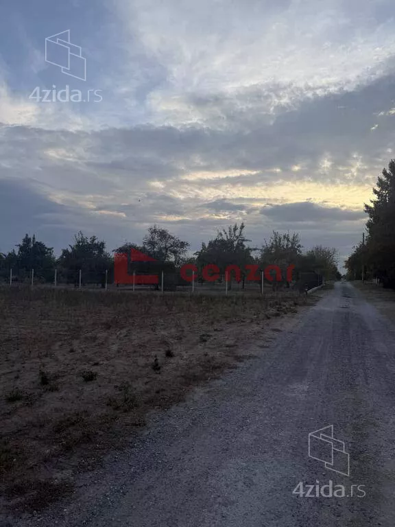 Plac | 4zida